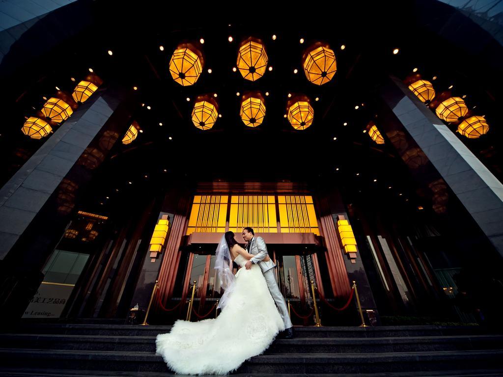 Optics Valley Kingdom Plaza Wuhan Esterno foto