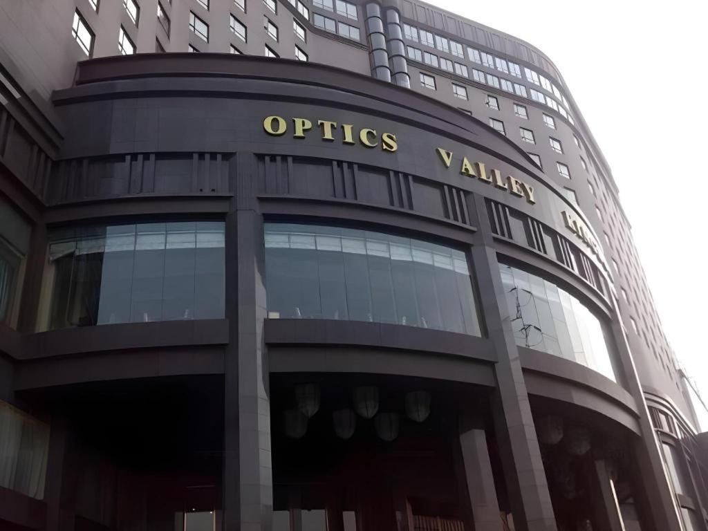 Optics Valley Kingdom Plaza Wuhan Esterno foto
